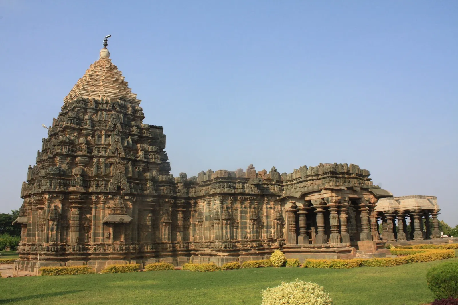 Explore the Historic Ittagi Shri Mahadeva Temple  History  Mythology  and Travel Guide