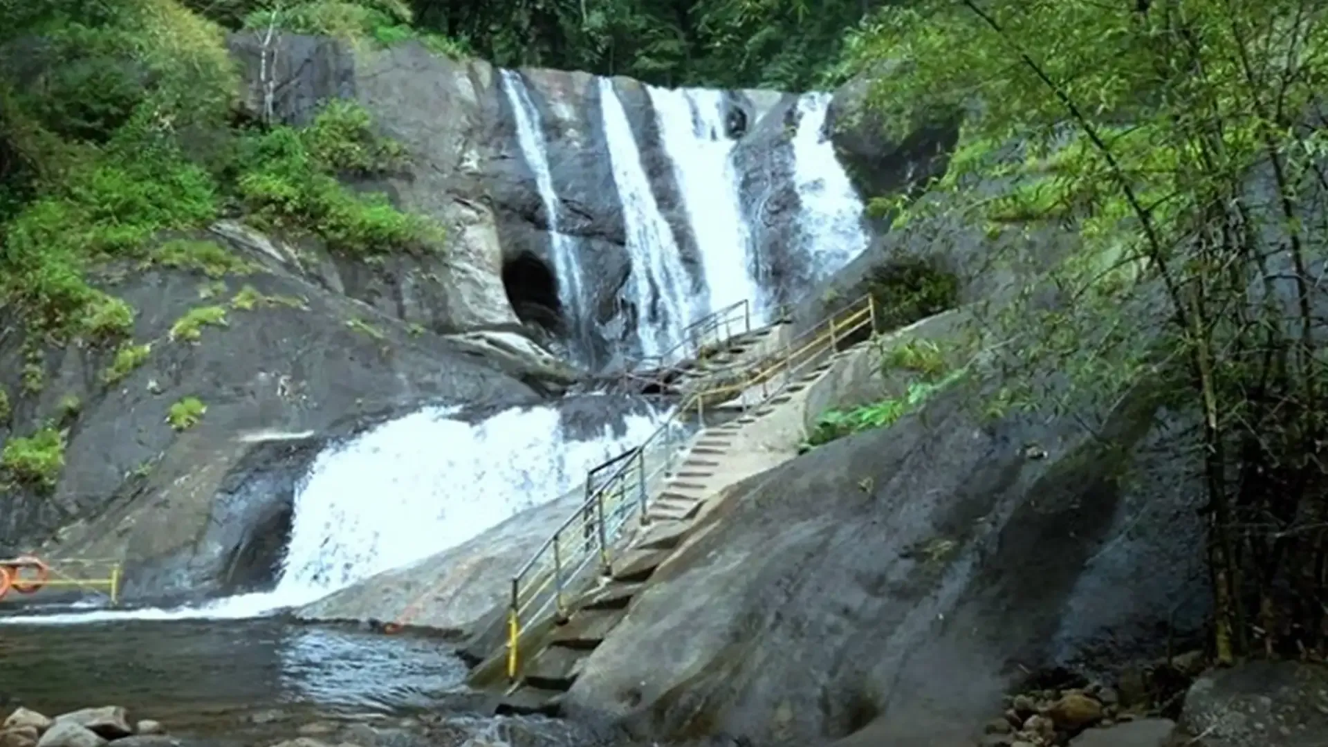 Kumbhavurutty Waterfalls  A Hidden Gem in Kerala You Must Visit Before You Die